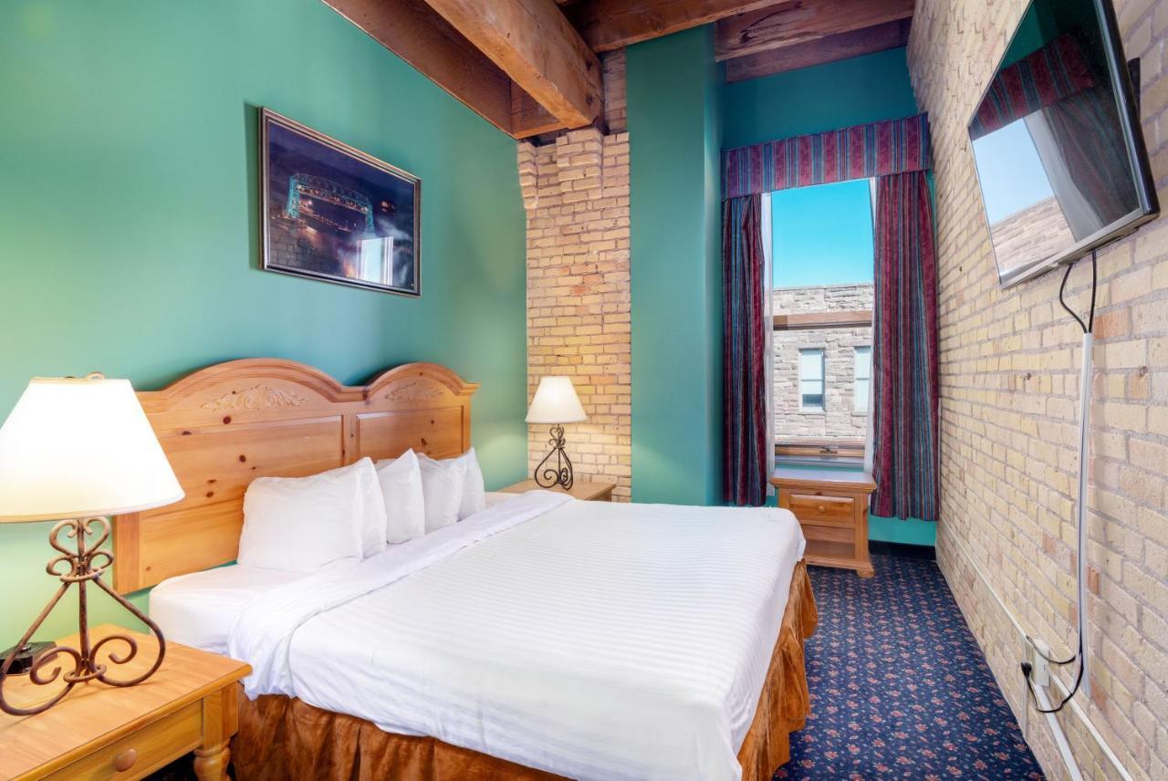 The Suites Hotel At Waterfront Plaza Duluth Exteriér fotografie