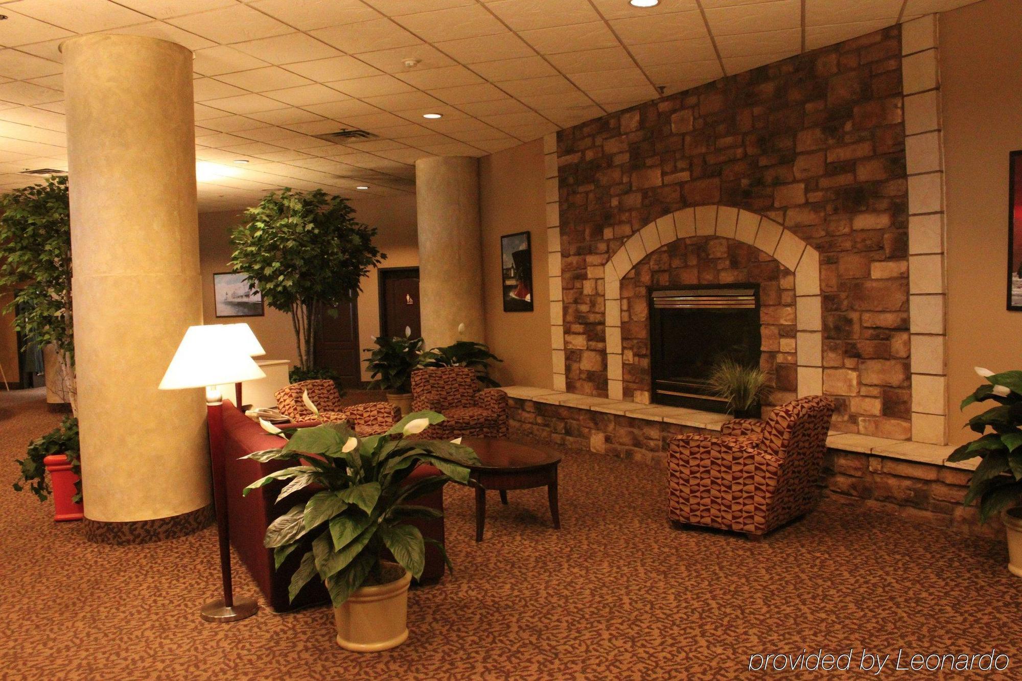 The Suites Hotel At Waterfront Plaza Duluth Interiér fotografie