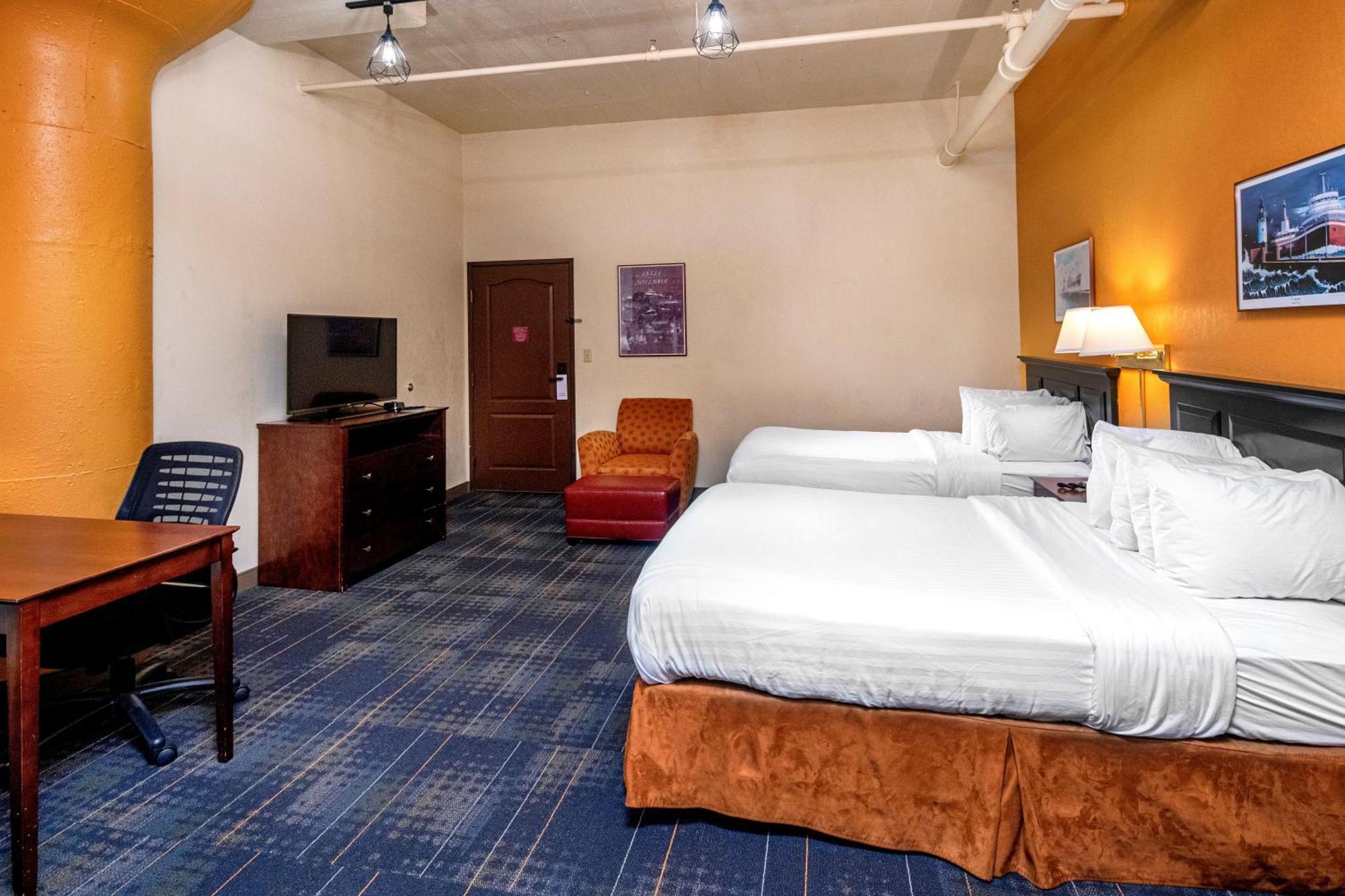 The Suites Hotel At Waterfront Plaza Duluth Exteriér fotografie