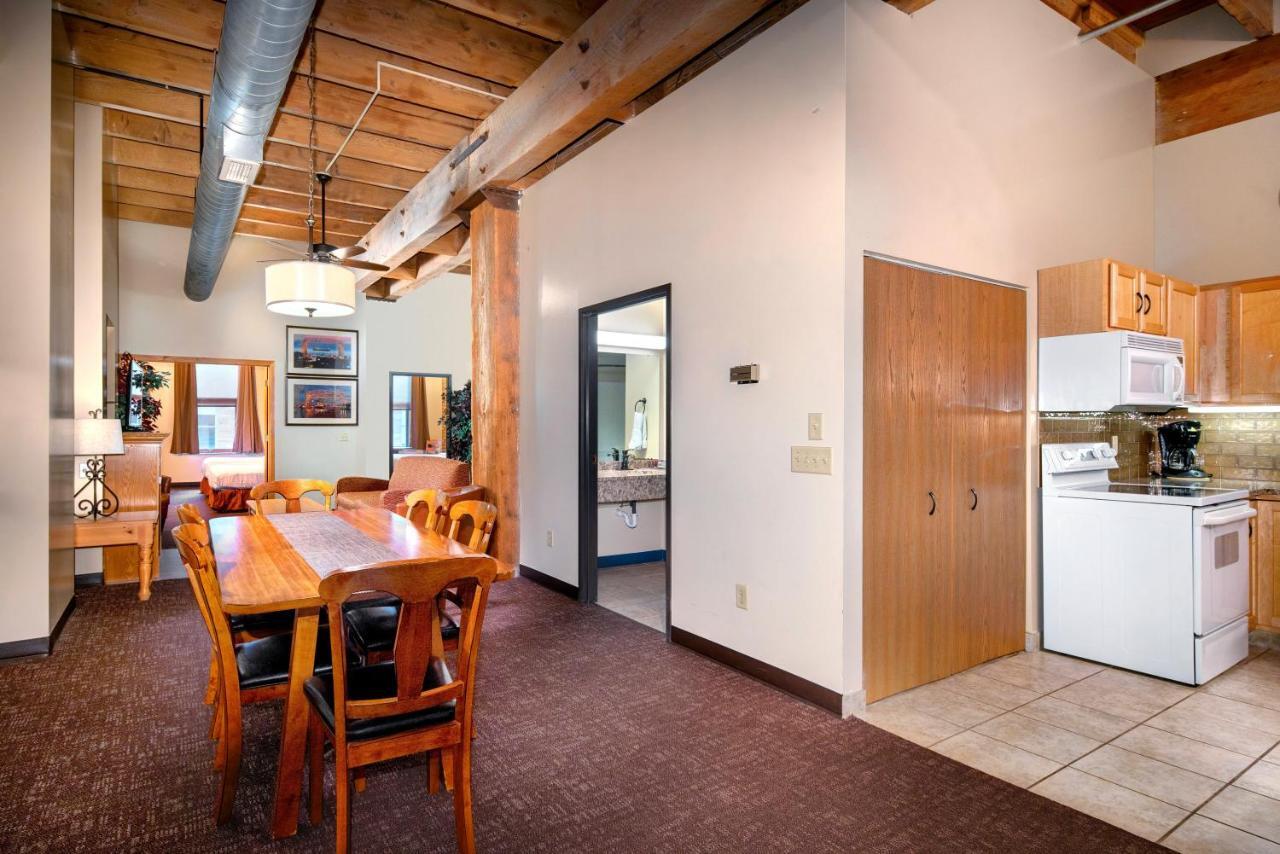 The Suites Hotel At Waterfront Plaza Duluth Exteriér fotografie