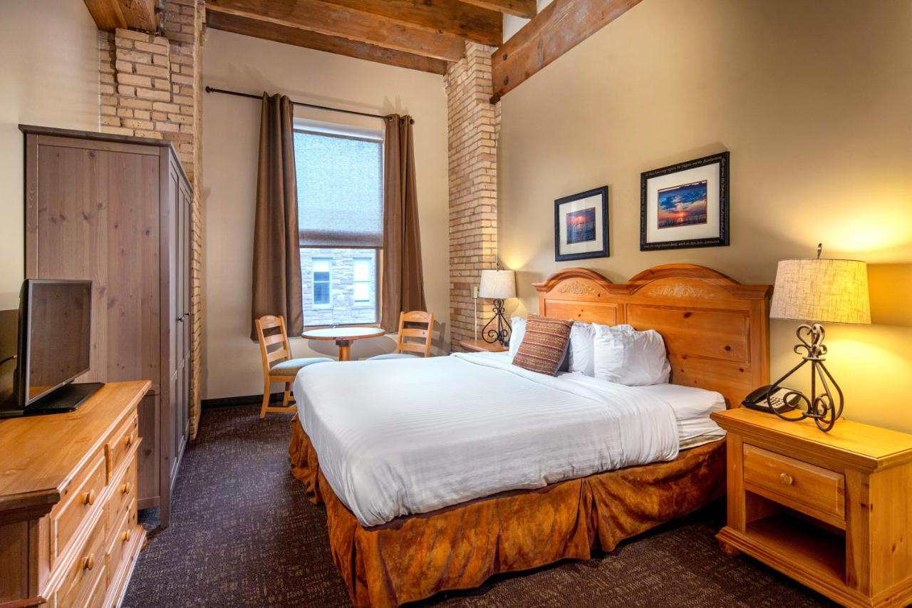 The Suites Hotel At Waterfront Plaza Duluth Exteriér fotografie