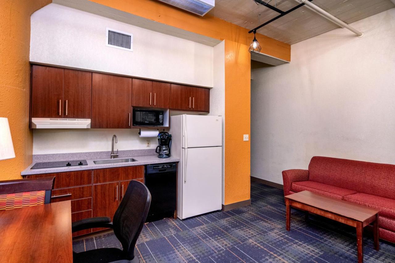The Suites Hotel At Waterfront Plaza Duluth Exteriér fotografie